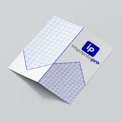 Dípticos Publicitarios Personalizados desplegables en formato vertical con diseño en dos paneles. La portada presenta el logotipo de imprenta pro y un patrón decorativo en tonos azules, ideal para folletos informativos y promocionales.