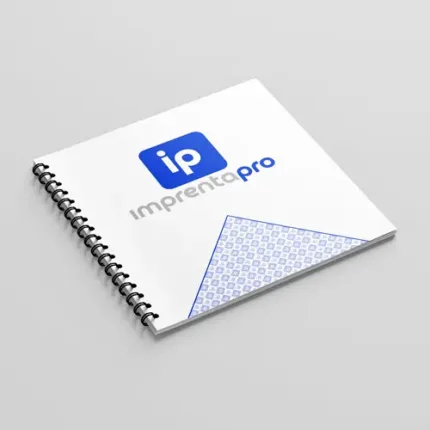 Manuales de productos personalizados con encuadernación en espiral, tapa blanca con el logotipo de imprenta pro y un diseño decorativo en tonos azules. Ideal para guías de productos, manuales de usuario y documentación corporativa.