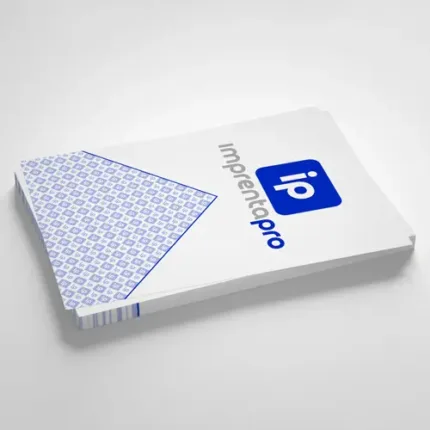 Papel para cartas personalizado con diseño en blanco y el logotipo de imprenta pro en la parte superior. Ideal para correspondencia profesional y personal, aportando un toque elegante y corporativo.