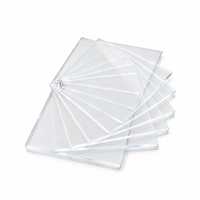 Conjunto de metacrilatos transparentes cortados a medida